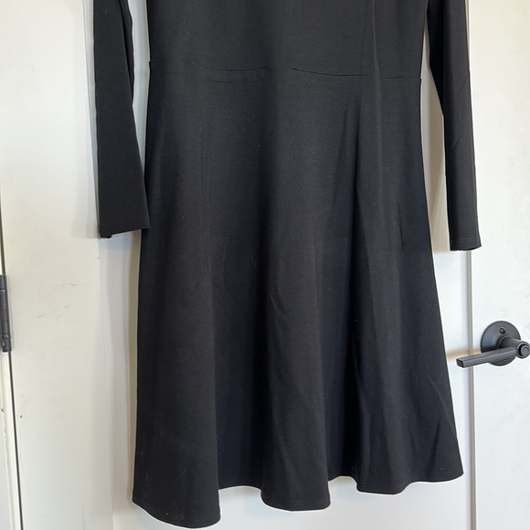 Fit & flare black dress - Picture 4 of 4